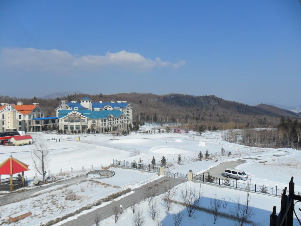 Yabuli Qingyun Town Deluxe Hotel Shangzhi Exterior photo